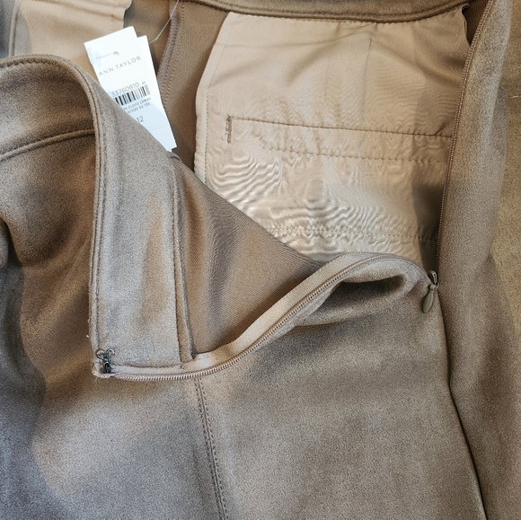 Ann Taylor, size 12, walnut shell - Picture 5 of 6